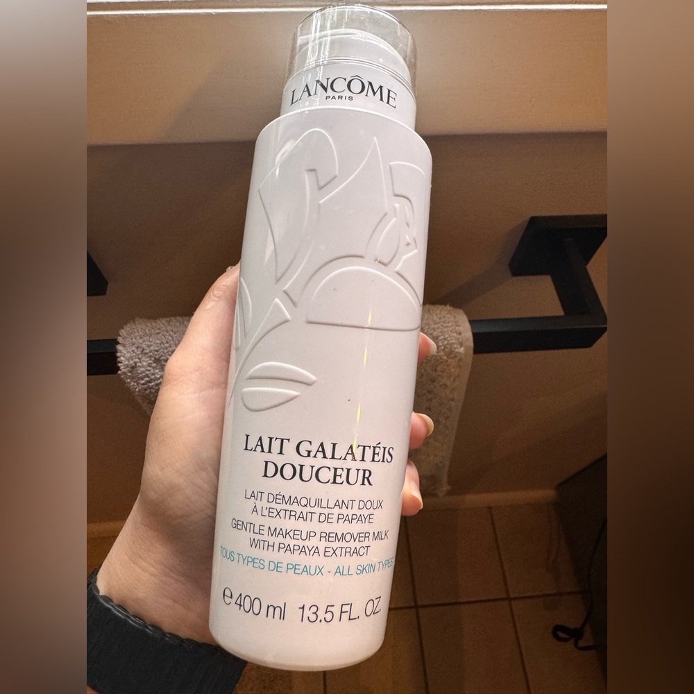 Lancôme Lait Galatéis Douceur Gentle Makeup Remover Milk - White